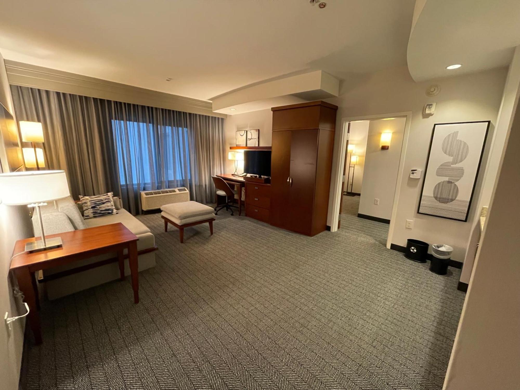 Courtyard Long Beach Airport Екстер'єр фото