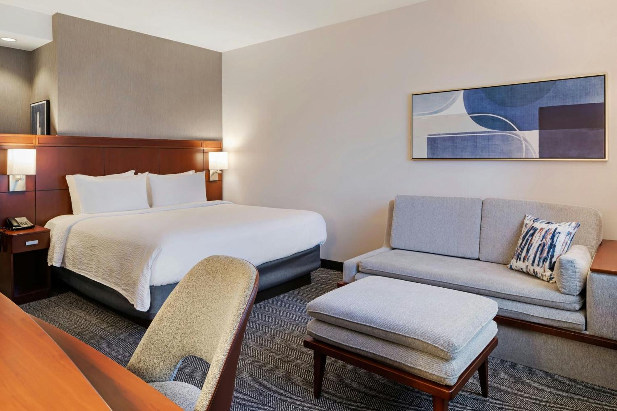 Courtyard Long Beach Airport Екстер'єр фото